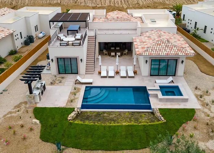 Luxury In Diamante Villa *
