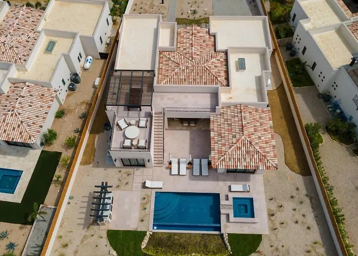 Luxury In Diamante Villa *
